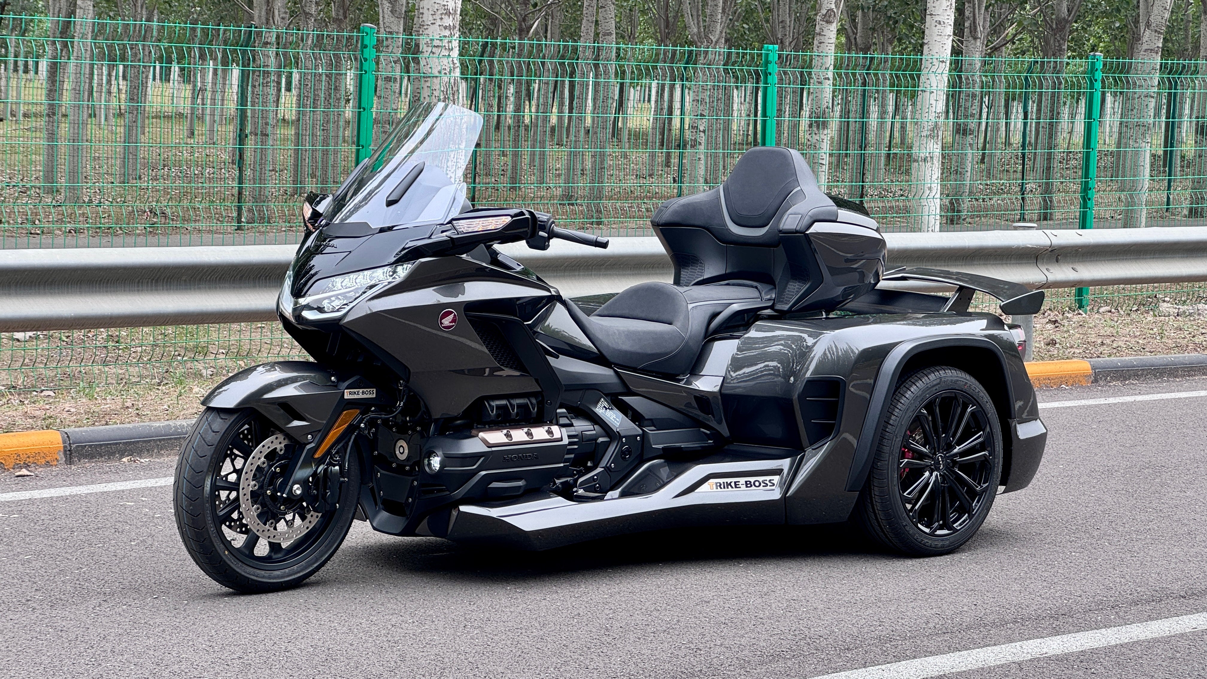 Trike Boss Goldwing Tour Black