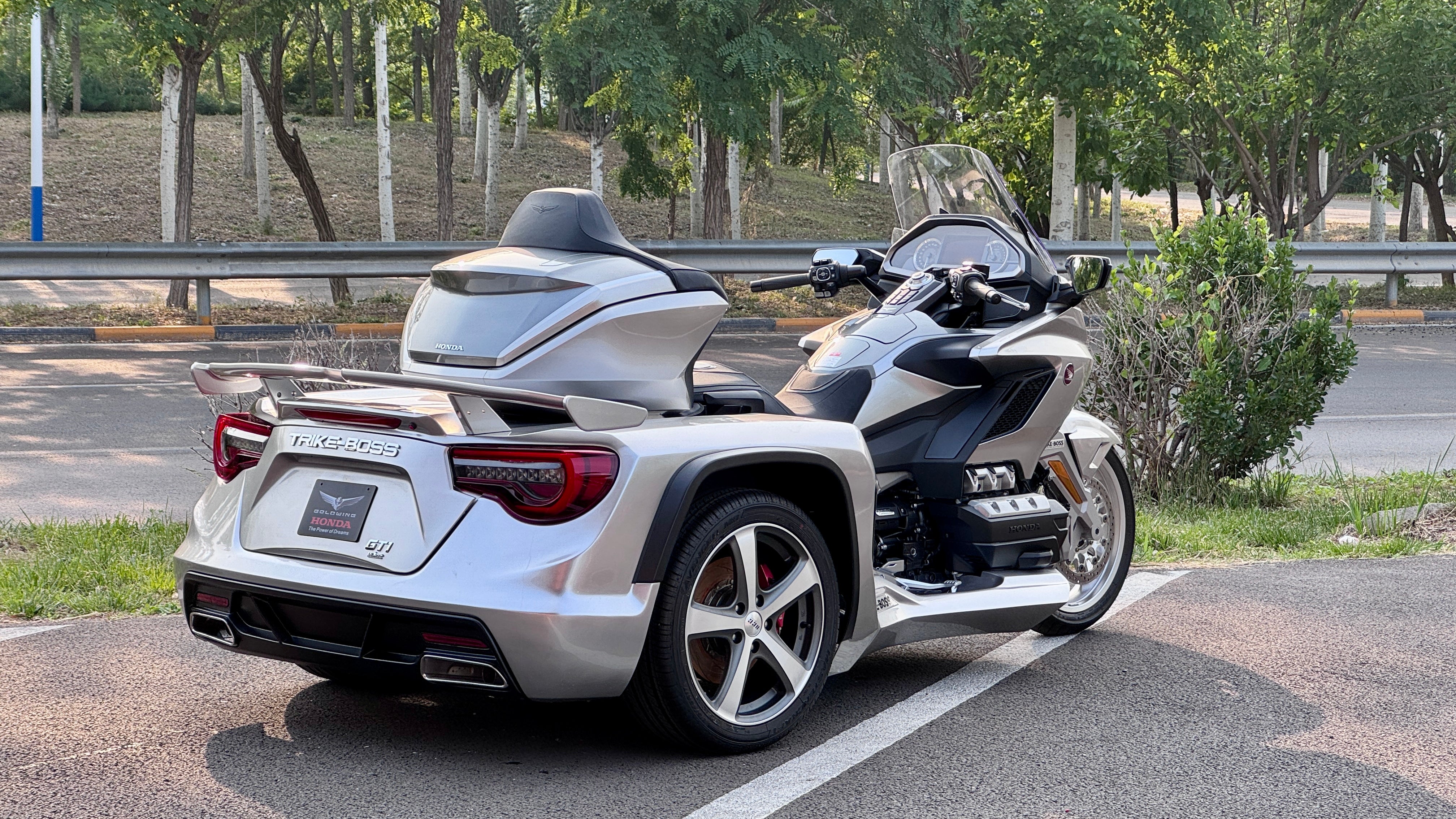 Trike Boss Goldwing Tour Silver